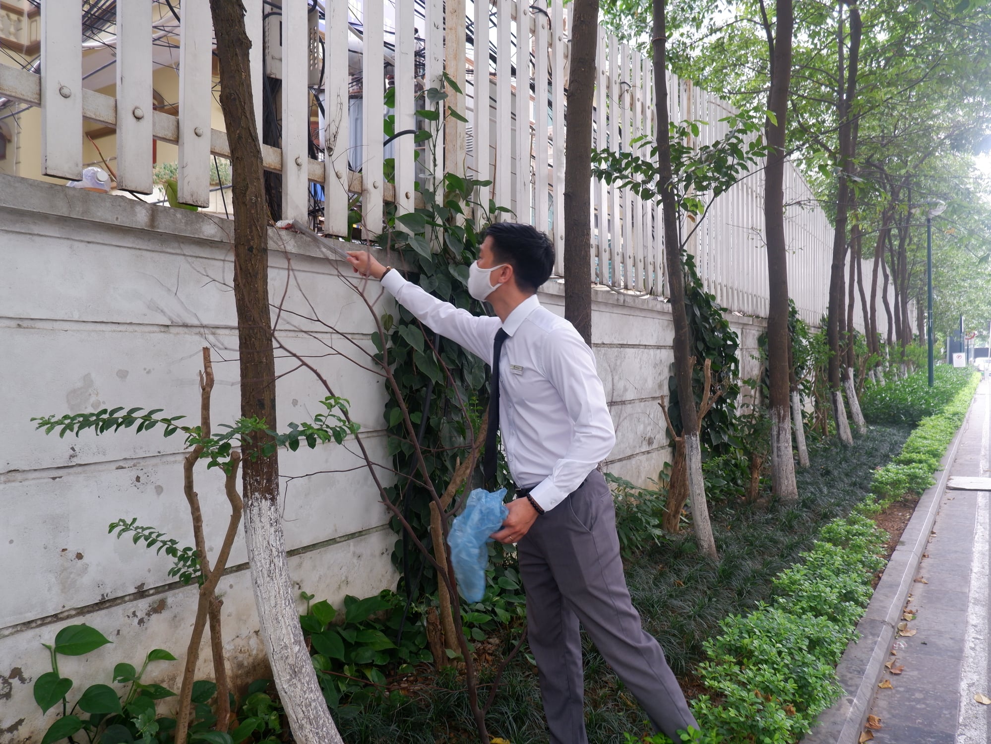 スワンレイク レジデンシーズ案件の運営管理契約書の調印式