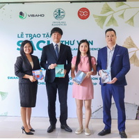 VISAHOがSwanlake Residences案件の図書館に300冊以上の本を寄贈