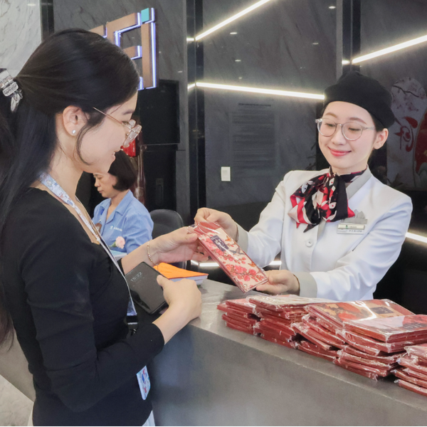 VISAHO is giving residents a set of lucky money envelopes to celebrate the New Year.