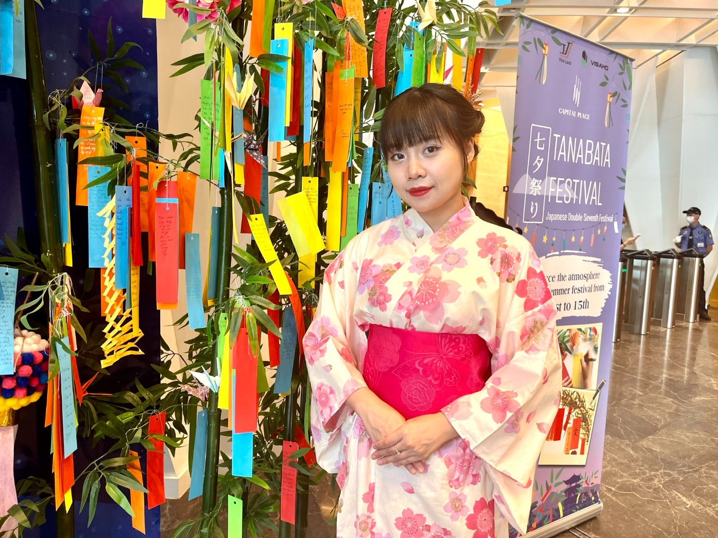 浴衣姿のVISAHO受付