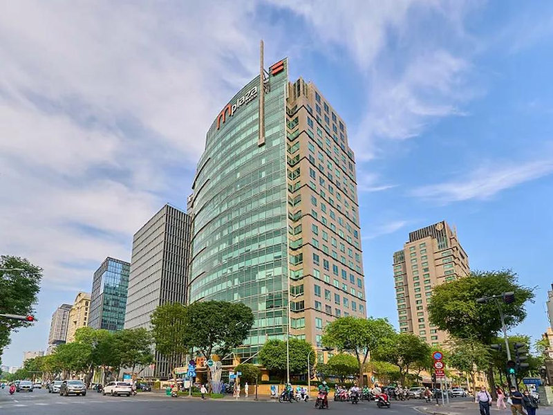 mPlaza Saigon